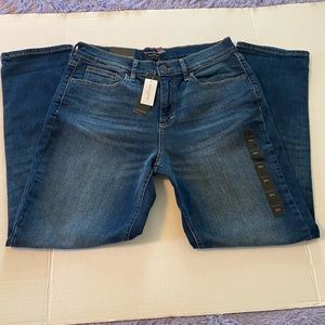 BANANA REPUBLIC Girlfriend 
28/6